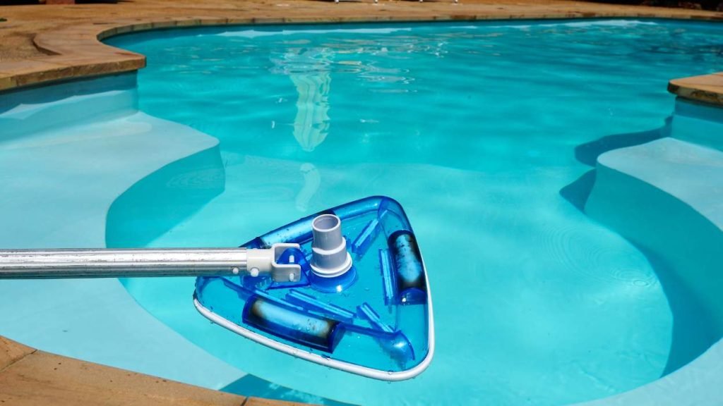 Melbourne pool cleaners