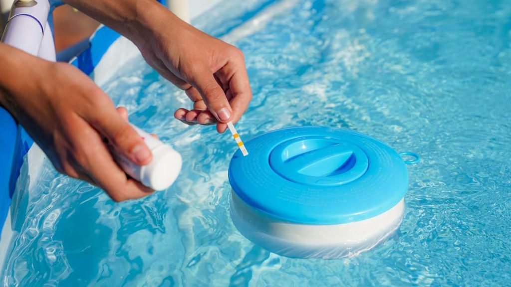 Pool Water Balancing