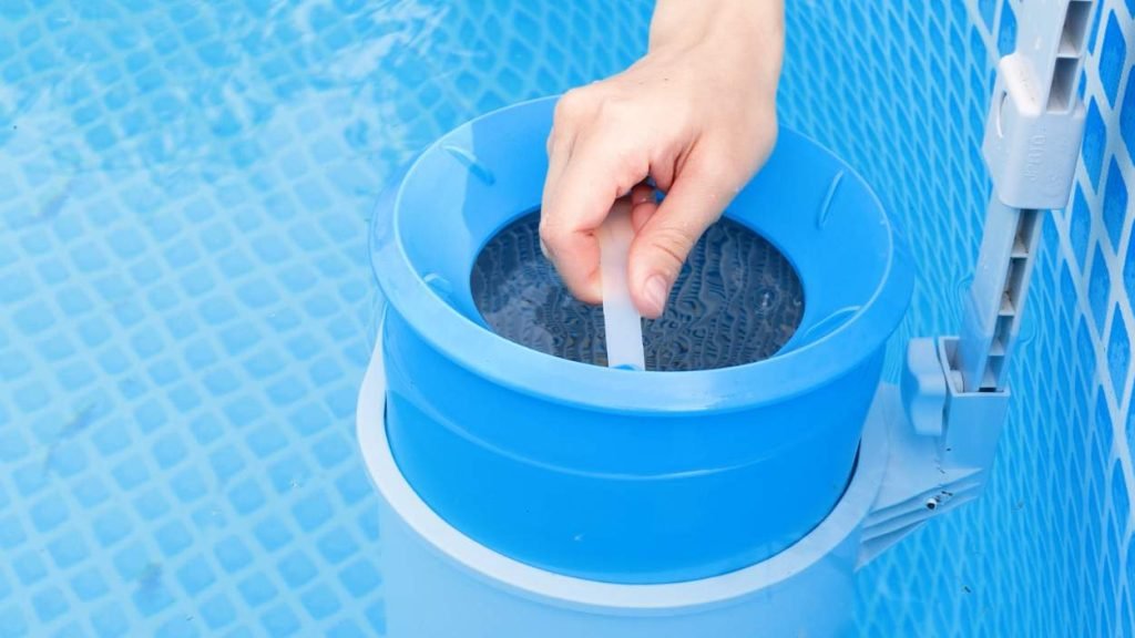 filter cleaning for pools